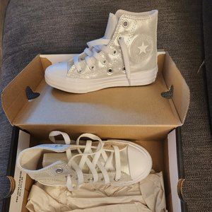 Girls size 11 converse sneakers